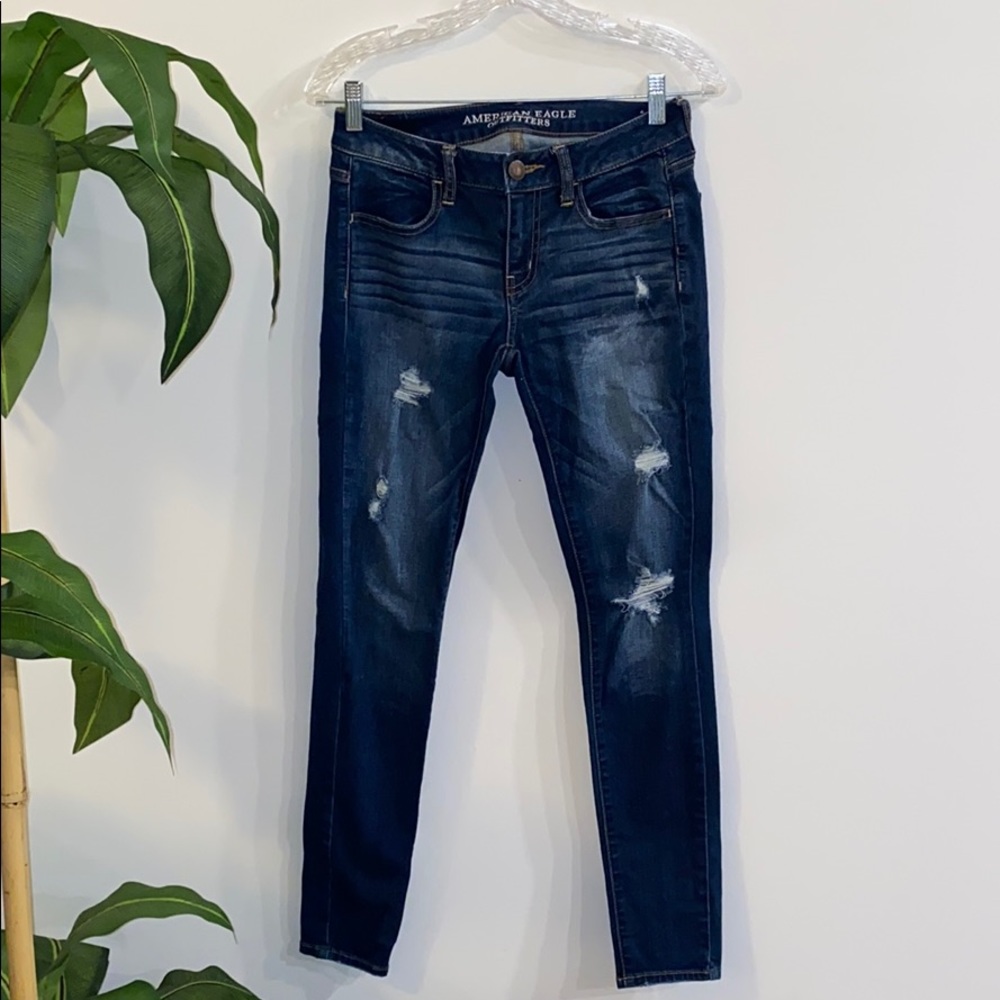 American Eagle Ripped Dark Wash Jeans
